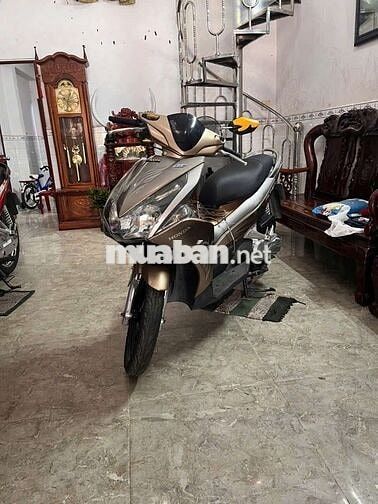 Mình cần bán Honda Air Blade FI 2012 