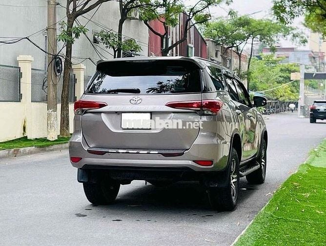 Toyota Fortuner 2020 Xám Số sàn 88.000 km