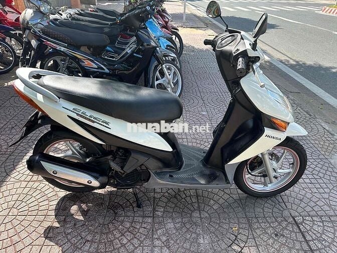 Honda Click 2010 zin dep vĩnh long