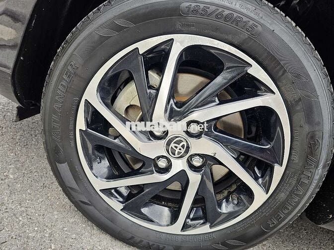 Toyota Vios E 2022 1.5MT Số sàn Đen