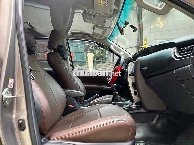 Toyota Fortuner 2020 Xám Số sàn 88.000 km