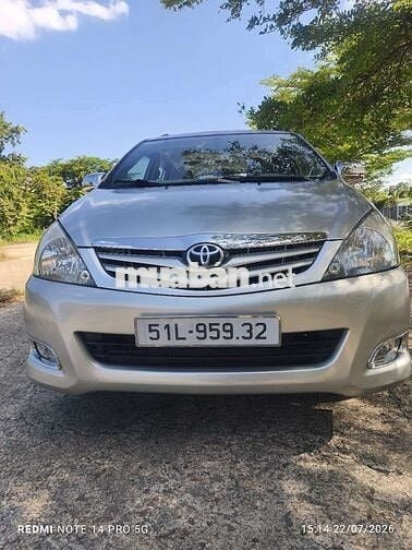 Toyota Innova 2009G Bạc