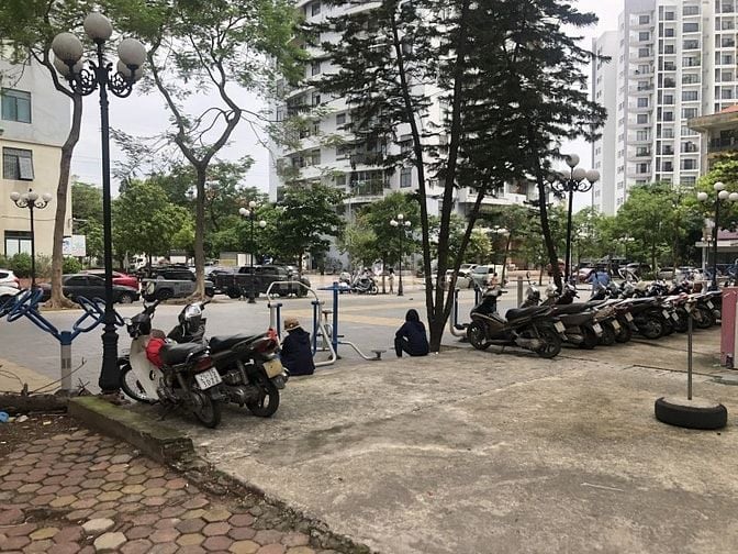 Nguyễn Văn Linh – Biệt Thự - 112 M - 4 Tầng – MT 5.2 M – Giá 27.3 Tỷ. 