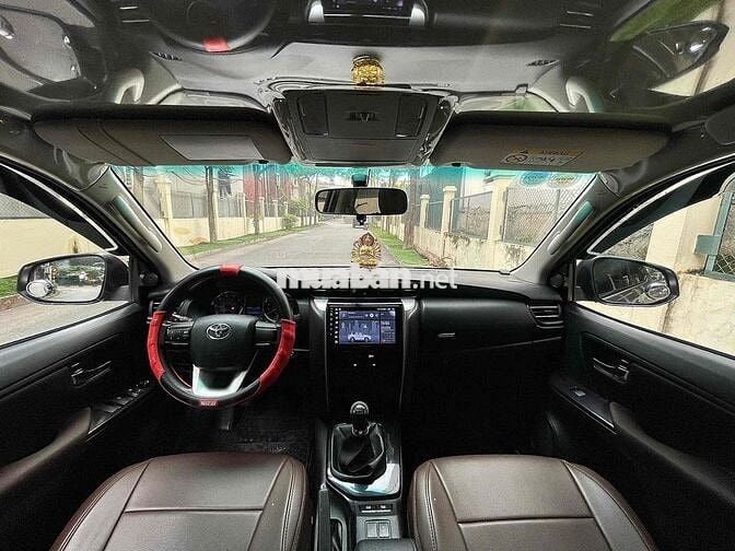 Toyota Fortuner 2020 Xám Số sàn 88.000 km