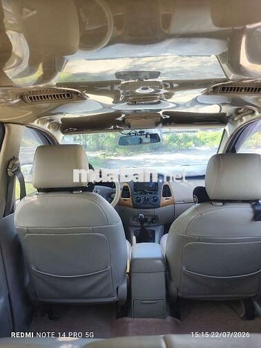 Toyota Innova 2009G Bạc