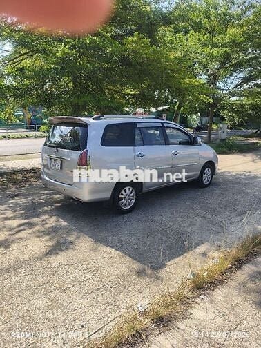 Toyota Innova 2009G Bạc
