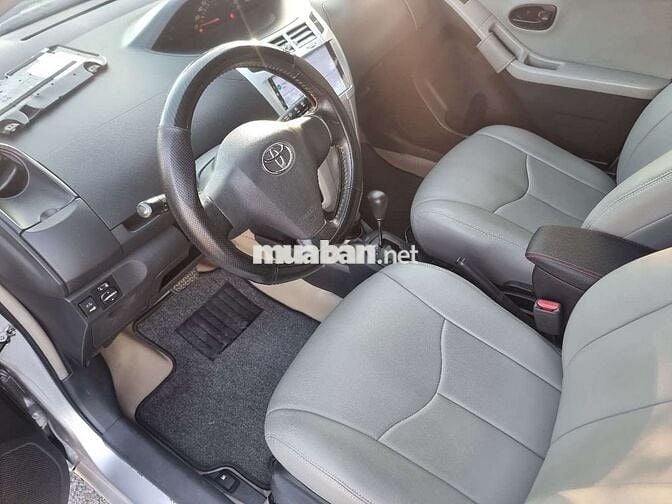 Toyota Yaris 2008 Tự động Bạc