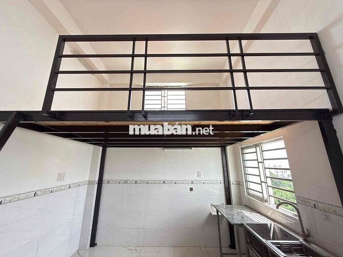 GÁC CAO ĐỨNG ĐƯỢC_KẾ ĐẠI HỌC NTTU_NHÀ XE THANG MÁY_TÔ NGỌC VÂN