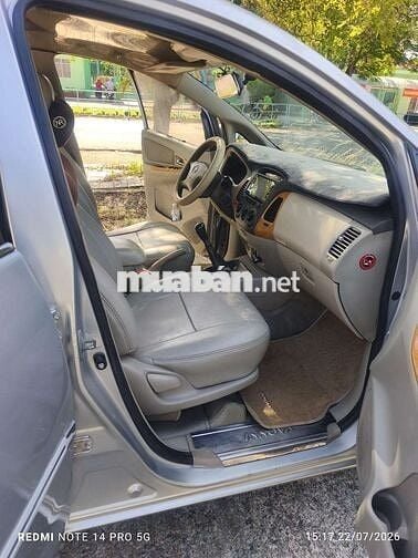 Toyota Innova 2009G Bạc