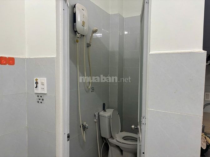 CĂN 1: CHO THUÊ NHÀ HẺM 4M(BG) NGUYỄN VĂN CỪ, P.2, Q.5, 11TR. 
