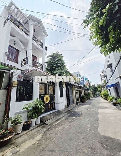 CHÍNH CHỦ BÁN NHÀ ĐƯỜNG SỐ NGAY SÁT CHỢ BÌNH LONG, 3TẦNG 96m² SHR HXH