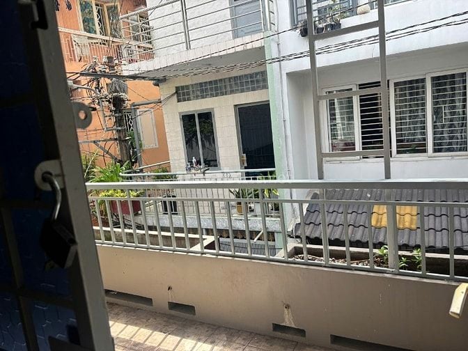 CĂN 1: CHO THUÊ NHÀ HẺM 4M(BG) NGUYỄN VĂN CỪ, P.2, Q.5, 11TR. 