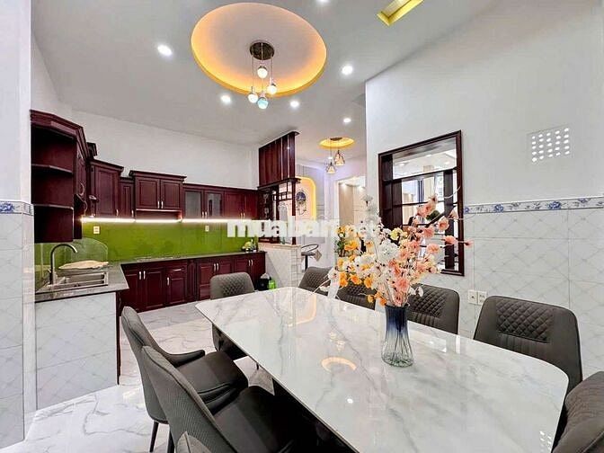 CHÍNH CHỦ BÁN NHÀ ĐƯỜNG SỐ NGAY SÁT CHỢ BÌNH LONG, 3TẦNG 96m² SHR HXH