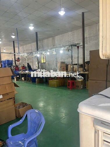 XƯỞNG 1100M2 CÓ KHUÔN VIÊN PCCC NGHUỆM THU TRẠM ĐIỆN GIÁ TỐT