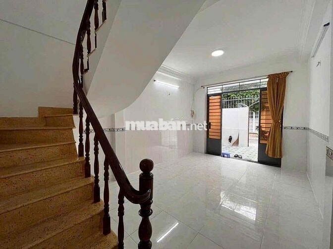 cho thuê nhà  50/ dương quãng hàm p5(3,5x14) trệt lầu , 2pn , 2wc