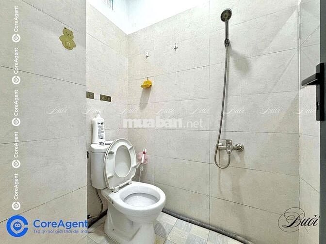 Cho thuê phòng gác full NT nằm giữa Huit - Văn Hiến ngay chợ Tân Hương