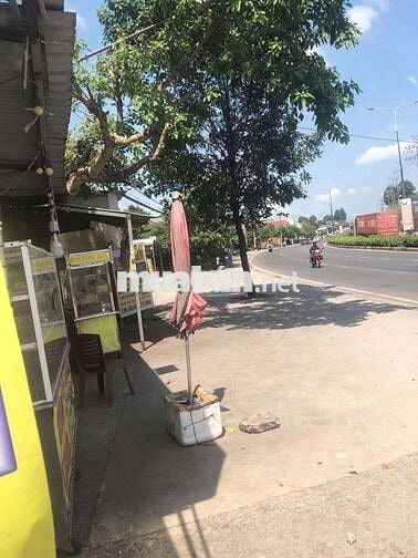 cần sang mặt bằng gấp đó có việc nhà về quê