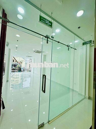 HƠN 70M2 SÀN SỬ DỤNG - CÓ THANG MÁY - SỐ 193 Cống Quỳnh, Quận 1