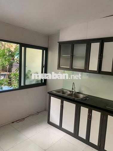 Cho thuê Căn hộ 2PN, 2WC, 1 bếp-70m2 Nhà E tập thể Nguyễn Công Trứ