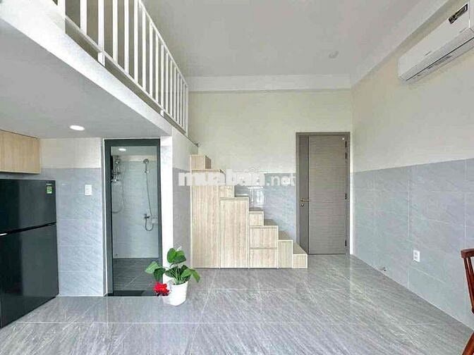 DUPLEX BAN CÔNG NGAY LOTTE MART GẦN ĐẠI HỌC TÔN ĐỨC THẮNG, RMIT