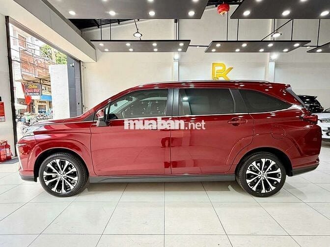 Toyota Veloz Cross Top 2023 Đỏ 14.129 Km