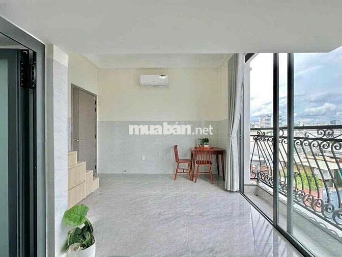 DUPLEX BAN CÔNG NGAY LOTTE MART GẦN ĐẠI HỌC TÔN ĐỨC THẮNG, RMIT