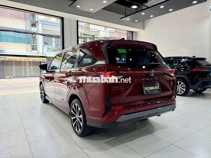 Toyota Veloz Cross Top 2023 Đỏ 14.129 Km