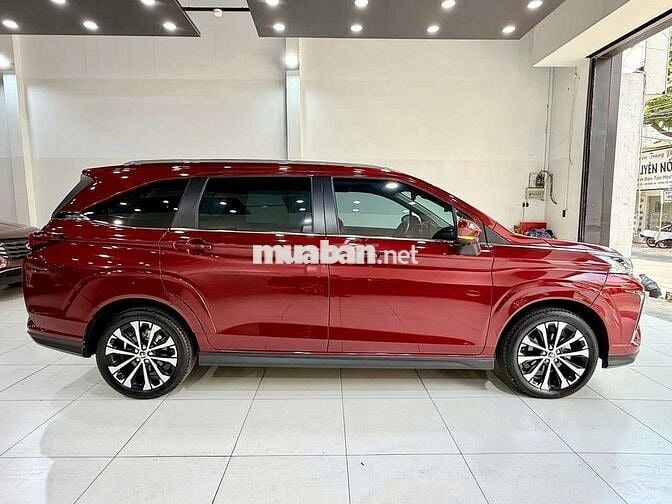 Toyota Veloz Cross Top 2023 Đỏ 14.129 Km