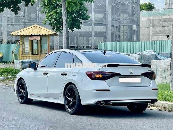 Honda Civic RS 2023 Trắng 1 chủ từ đầu full lsh