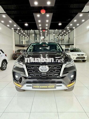 Toyota Fortuner 2.7AT Xăng 4x4 2022 Đen