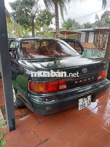 Toyota Camry Số tự động Xanh đậm Nhật