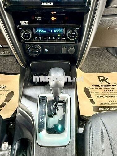 Toyota Fortuner 2.7AT Xăng 4x4 2022 Đen