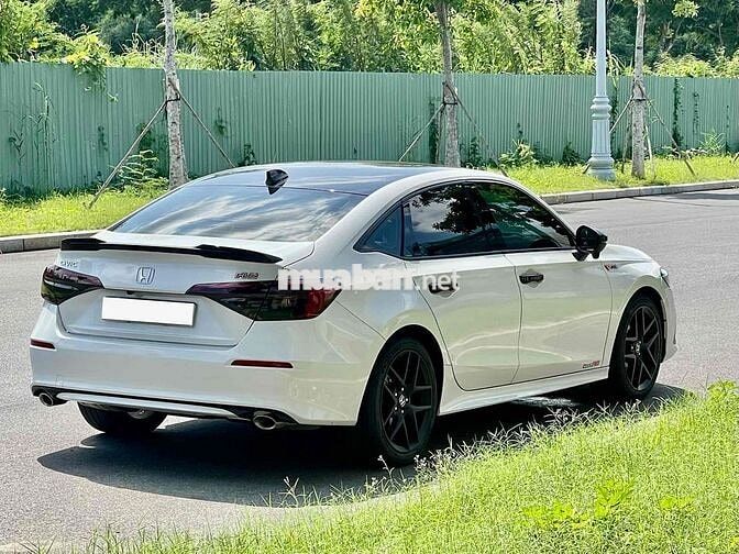 Honda Civic RS 2023 Trắng 1 chủ từ đầu full lsh