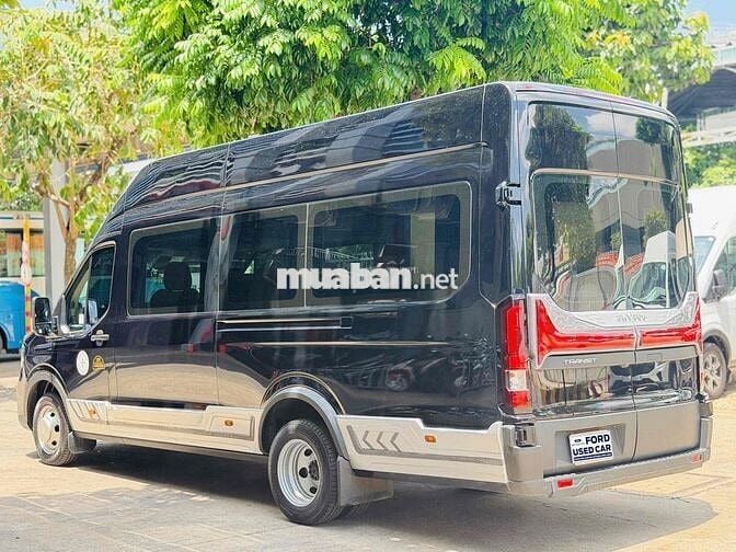Transit Limousine Skybus 2025 12 chỗ Đen- Xe XhĐ