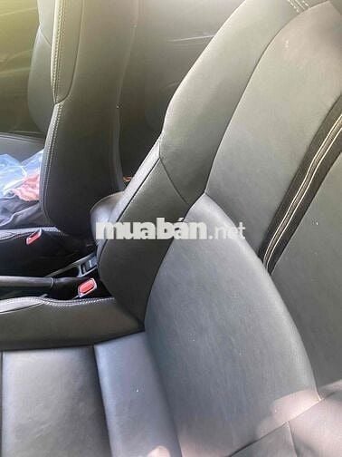 Toyota Vios E 2023 Tự động Vàng cát