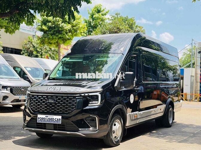 Transit Limousine Skybus 2025 12 chỗ Đen- Xe XhĐ
