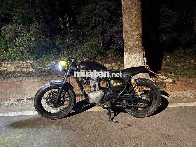 Kawasaki Estrella 250cc Café Racer Đen
