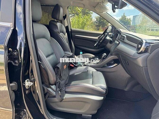 MG ZS Luxury 2023 28.000Km Đen