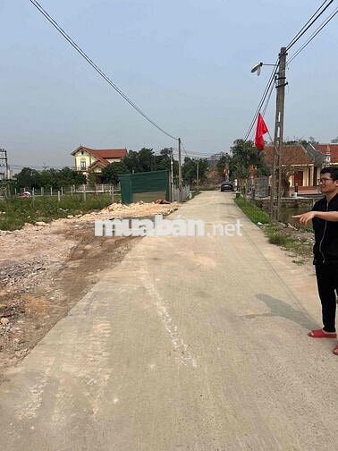 👍👍1 lô ***  🚩🚩Vị Trí Vàng Thôn Xuân Lai  👉👉Cách Ql 17 hơn 100m Đư