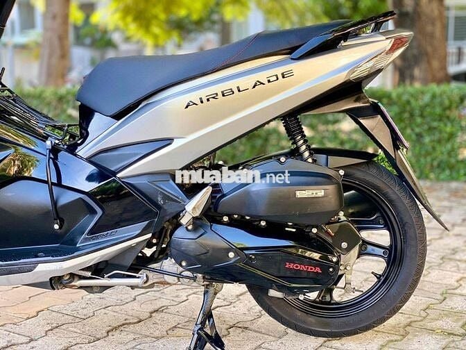 Honda Air Blade 2017 Bạc Zin chưa bung