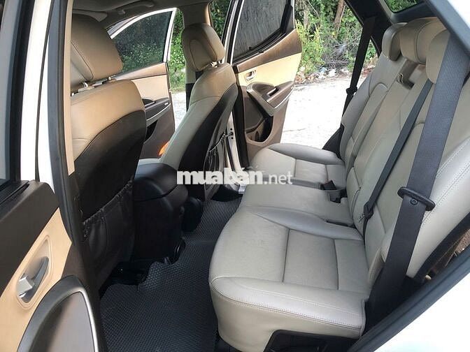 Hyundai SantaFe 2.2D Full Option 4WD sản xuất 2018