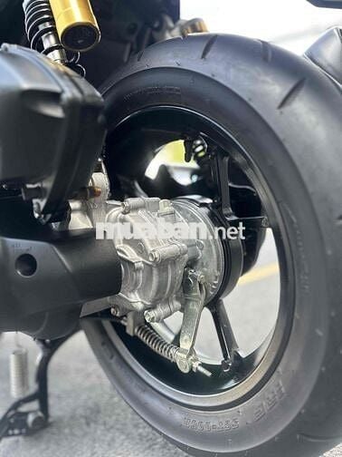 Yamaha NVX v2 2022 Đen, Xanh 5.500km
