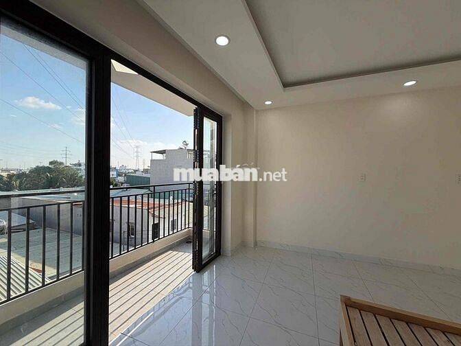 🚨NHÀ MỚI XÂY 100_BAN CÔNG TO_CỬA SỔ ĐÓN GIÓ_NHÀ MÁY BIA