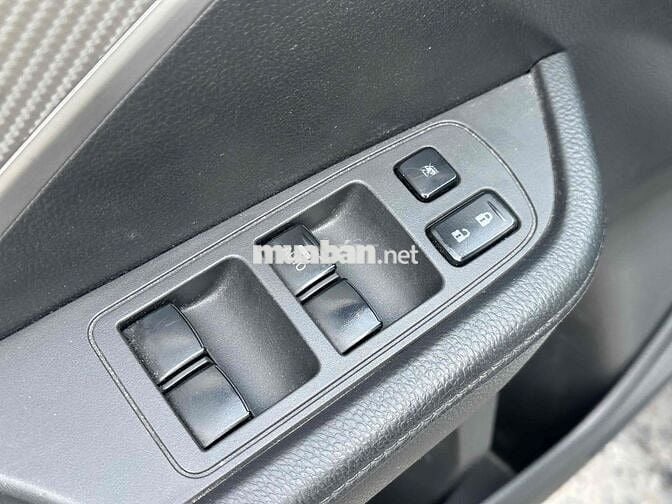 Mitsubishi Xpander 2021 Trắng Số sàn 7 chỗ