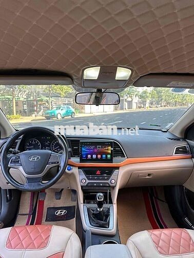 Hyundai Elantra 2018 Số sàn Trắng ngọc