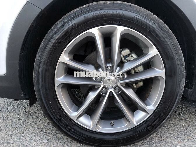 Hyundai SantaFe 2.2D Full Option 4WD sản xuất 2018
