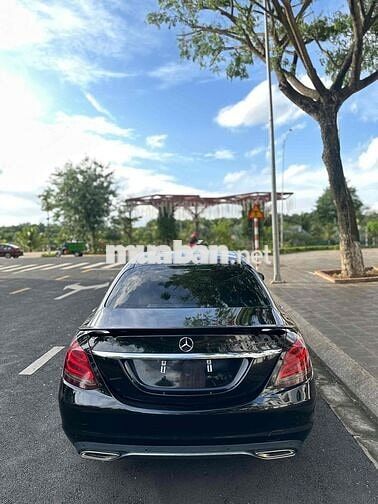 MERCEDES-BENZ C200 – 2016