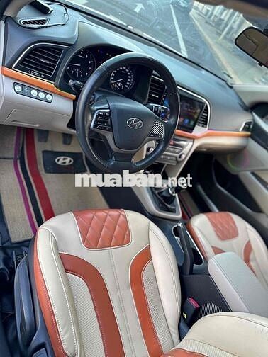Hyundai Elantra 2018 Số sàn Trắng ngọc