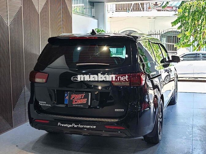 Kia Sedona Full Dầu 2017 xe gia đình không lỗi nhỏ