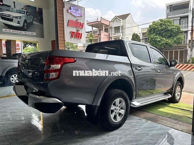 Mitsubishi Triton 2018 1 cầu số tự động Xám